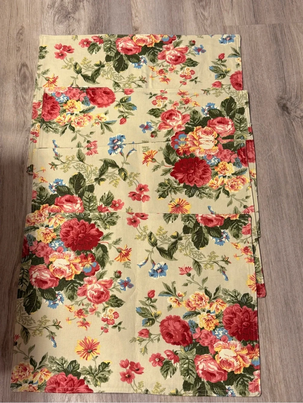 Ralph Lauren Set of 4 Floral Placemats on a Pale Green Background